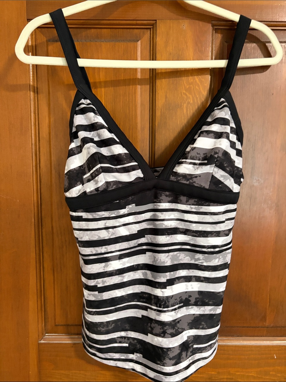 Champion Size Medium (8-10)  Black and White Striped Swim/ Tankini Top